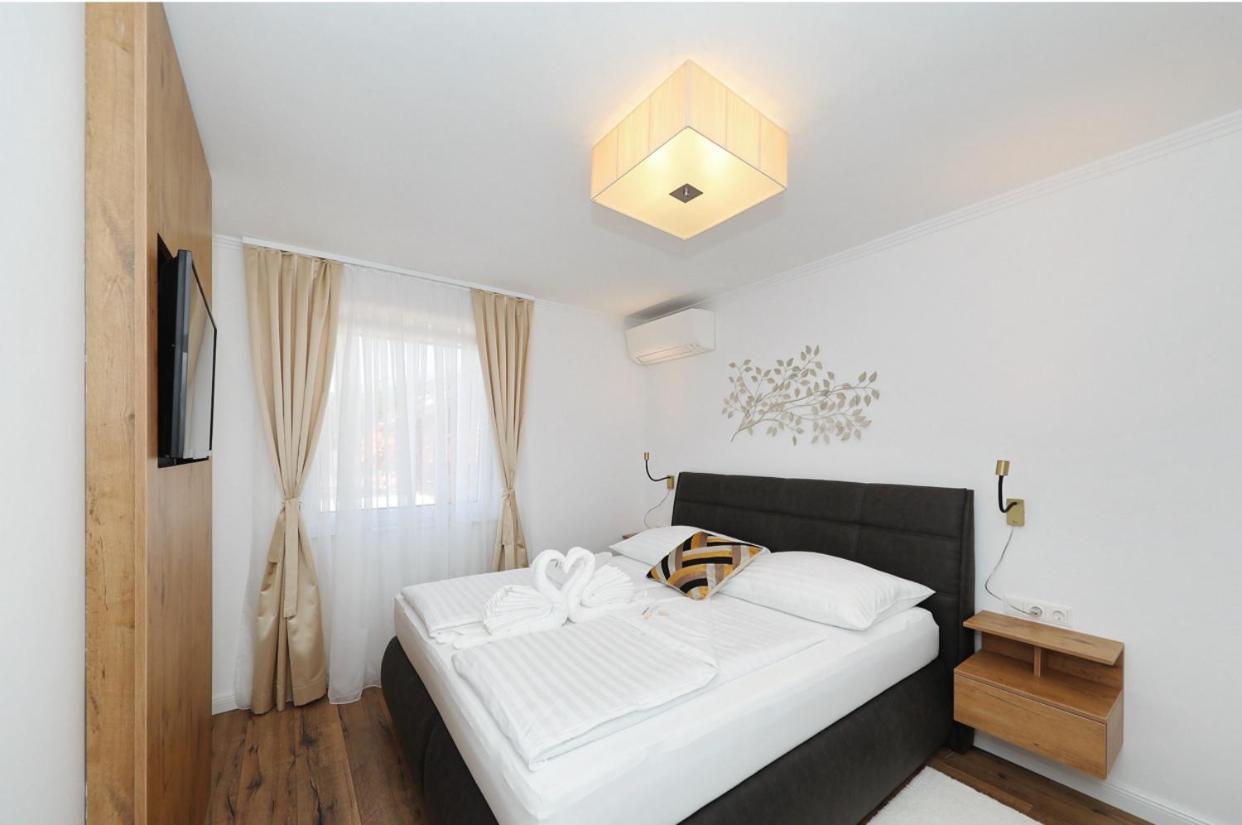 Villa Tin Apartments 트리바느-크루슈치차 외부 사진