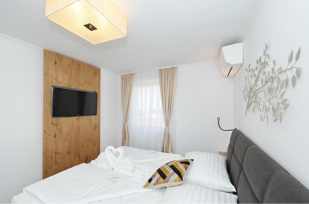 Villa Tin Apartments 트리바느-크루슈치차 외부 사진